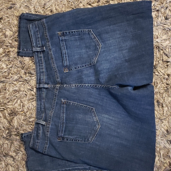 LANE BRYANT DISTRESSED BOYFRIEND JEANS SZ 22 - Picture 9 of 13